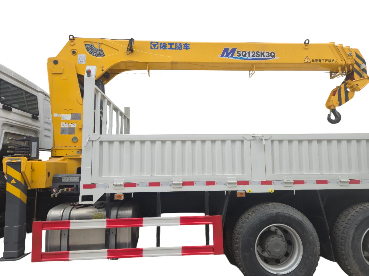 HOWO 6x4 XCMG 12 Ton Straight Boom Truck Mounted Crane